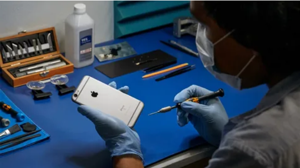 How Can You Locate Qualified Apple Repair Assistance? - Let The Focus
